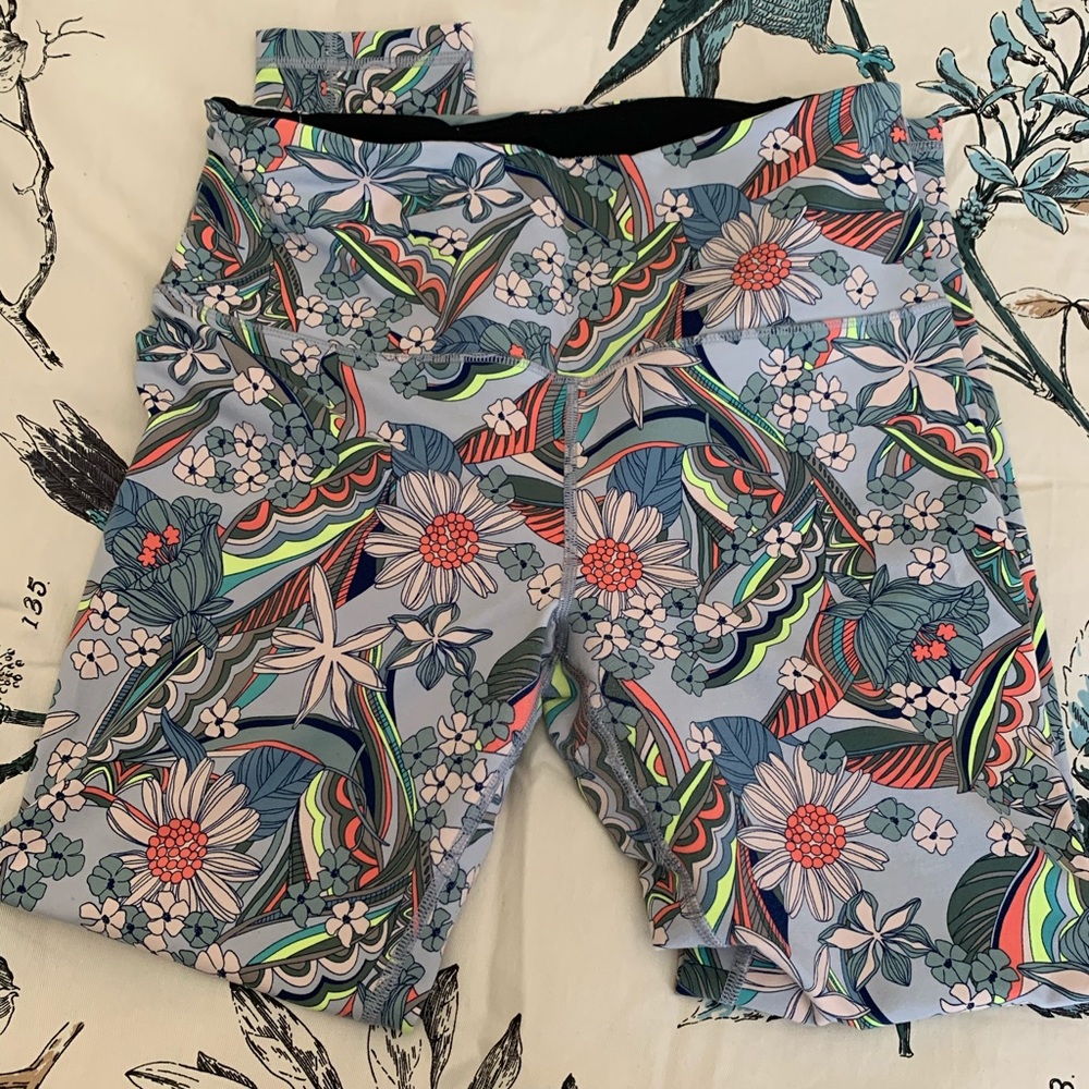 Victoria’s Secret leggings